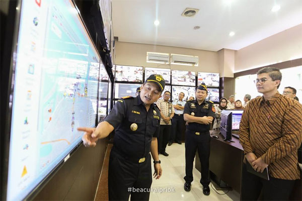  Kunjungi Bea Cukai Tanjung Priok, Stafsus Wapres Samakan Persepsi Dwell Time 