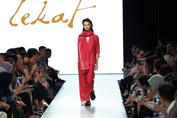  Tenun Baduy di Atas Catwalk, Pernah Menjajal Paris Fashion Week