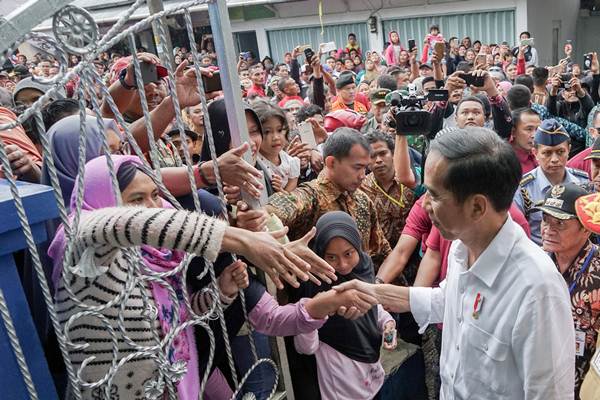  Presiden Jokowi Kunjungi Korban Gempa di Banjarnegara