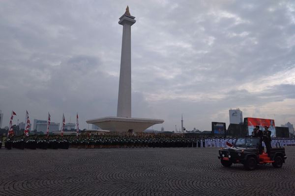  Jokowi Banggakan Korps Wanita 