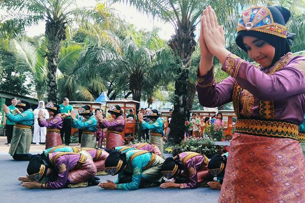  Gerobak UMKM Summarecon, Pedagang Mie Disokong Penuh Produk PT Daai Boga