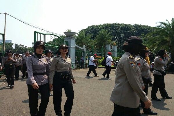  HARI BURUH: Rieke Diah Pitaloka & KRPI Suarakan Lima Hal