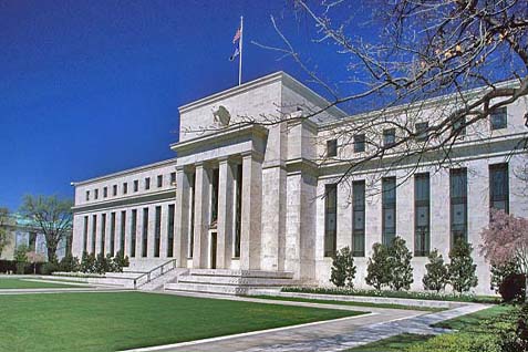  FED RATE TETAP: Petinggi Bank Sentral AS Tenang Sikapi Angka Inflasi  