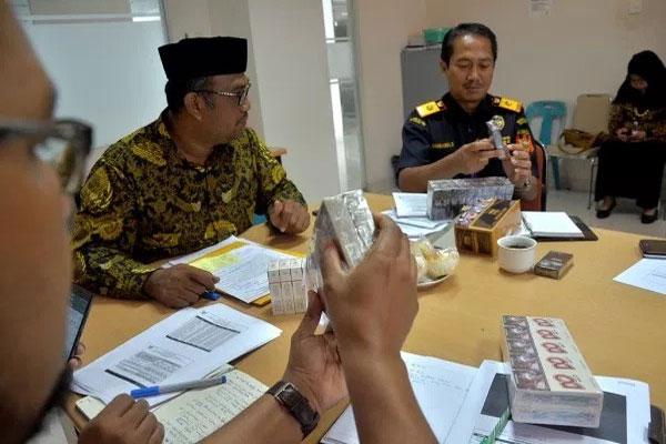  Tekan Peredaran Rokok Ilegal, Bea Cukai Rangkul Instansi Daerah 