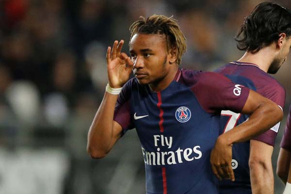 Gelandang Paris Saint-Germain Christopher Nkunku sesaat setelah menjebol gawang Amiens./Reuters-Pascal Rossignol
