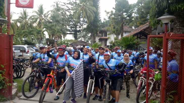  Kenalkan Wisata Danau Toba, IPBEI Gelas Gowe Tour De Toba Caldera