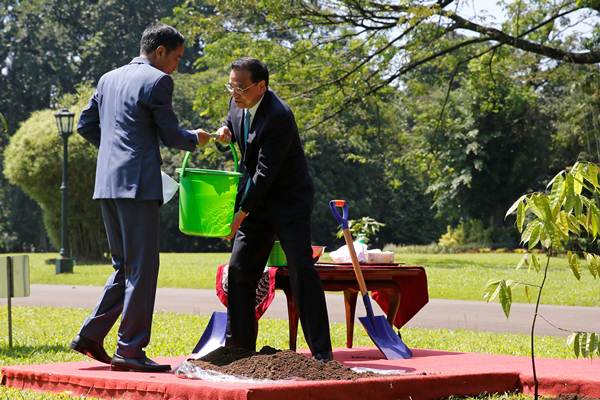  JK dan Li Keqiang Bertemu di Hotel Shangri-La 