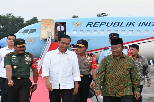  Jokowi Berikan Jatah 15.000 Sertifikat Kebun Sawit di Rokan Hilir