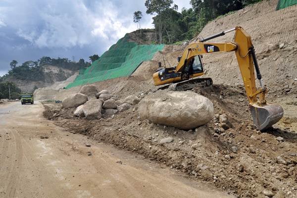  Proyek Jalan Trans Sulawesi di Donggala