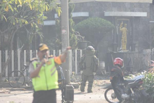  Ketiga Pelaku Bom Bunuh Diri di GKI Diponegoro Diduga Langsung Tewas