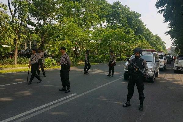  Polda Jatim: 8 Tewas Dalam Serangan di 3 Gereja Surabaya