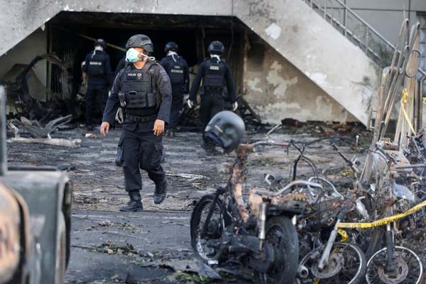  BOM GEREJA SURABAYA: Gereja Katolik Ampuni Pelaku Pengeboman