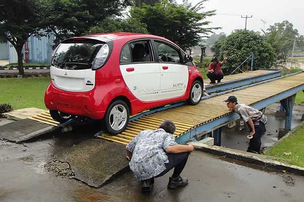  23 Tipe Mobil Rampung Jalani Uji Standar Euro 4