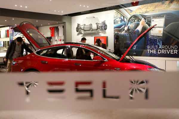  Tesla Daftarkan Perusahaan Mobil Listrik di China