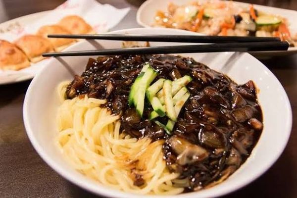  Ini Makanan yang Wajib Dicoba Ketika Berlibur di Incheon, Korsel