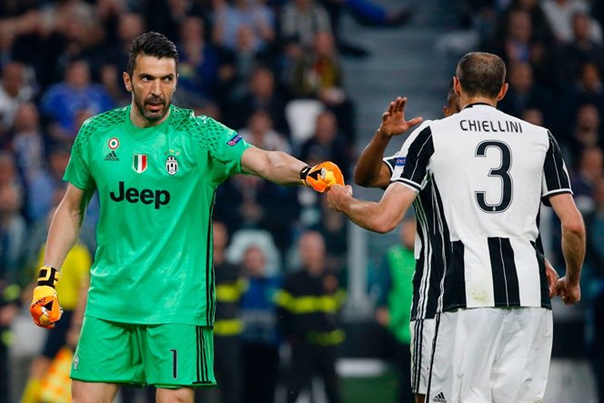  Buffon Tinggalkan Juventus, Chiellini Jadi Kapten Musim Depan