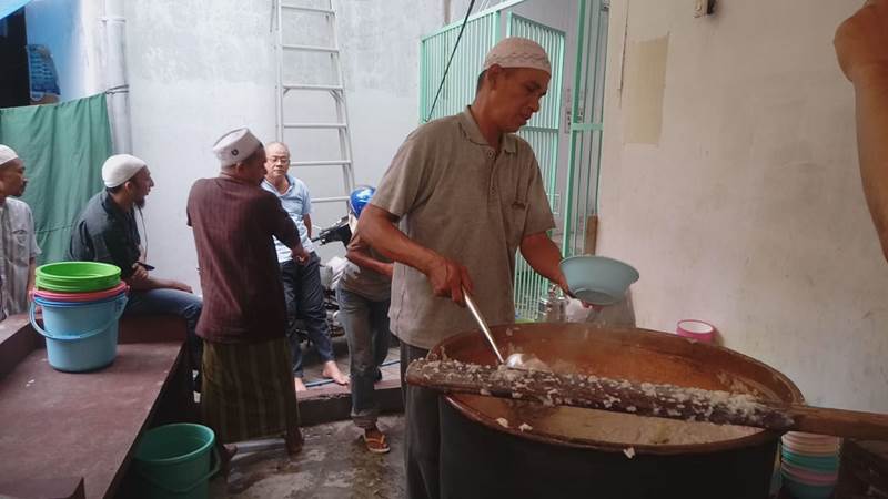  Inilah Kisah Warga Pekojan Semarang Melestarikan Bubur India