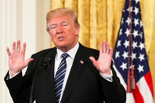  Trump Curigai China Pengaruhi Korut