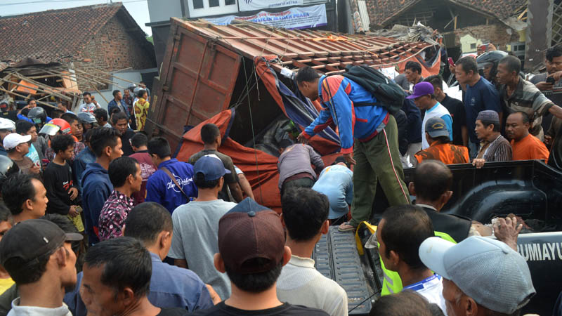  Prasarana Uji KIR di Daerah Kurang, Kecelakaan Hanya Soal Waktu