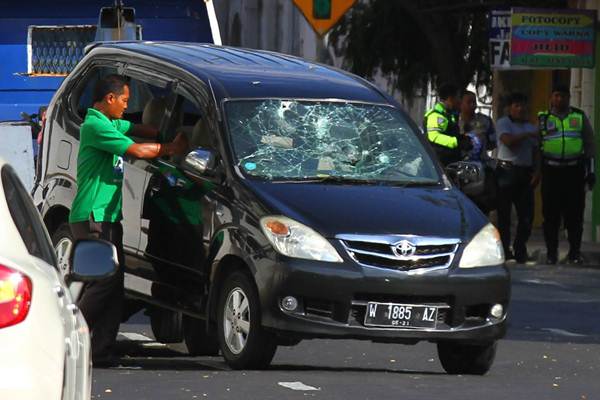  Sepekan, Polisi Tangkap 74 Orang Terkait Terorisme