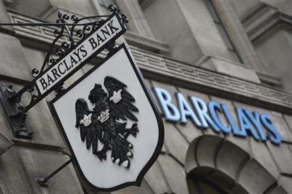  Barclays Dikabarkan Kaji Potensi Merger dengan Standard Chartered