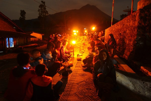  ERUPSI MERAPI, Begini Penuturan Juru Kunci Mas Kliwon Surakso Hargo