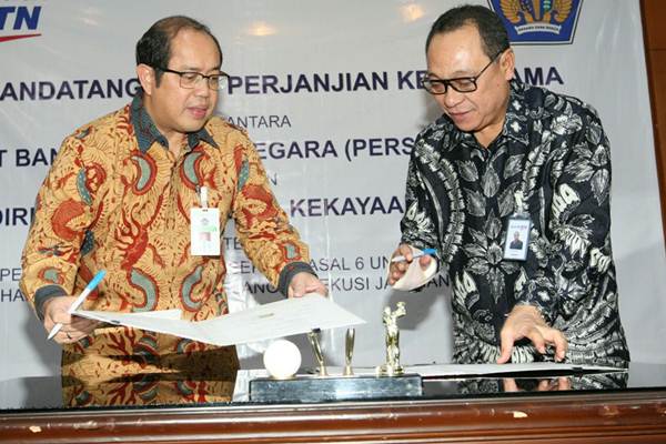  Kerja Sama Lelang Hak Tanggungan