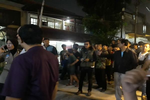  Tas Mencurigakan Diduga Berisi Kabel Ditemukan di Depok