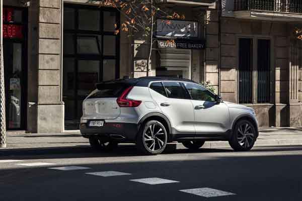  Volvo XC40 Raup 80.000 Pesanan, Kapasitas Pabrik Eropa dan China Ditingkatkan