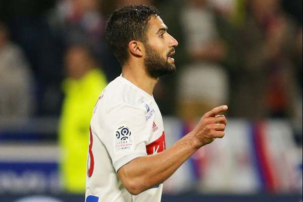  Fabinho Ajak Nabil Fekir Gabung ke Liverpool