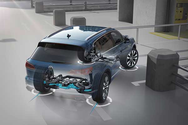 Inovasi VW Touareg Baru: Kemudi All-wheel Mengurangi Radius Belokan