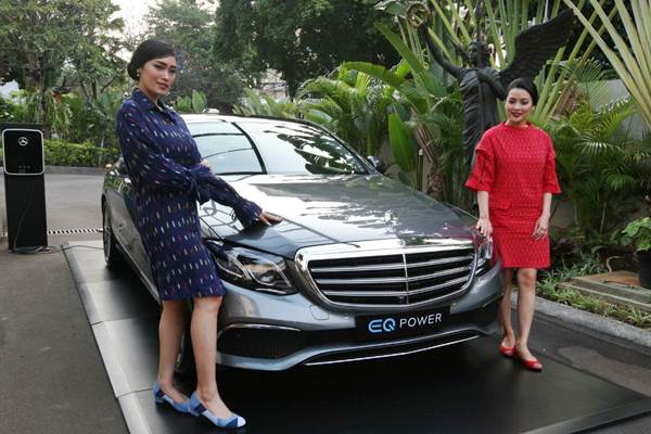  Mercedes-Benz Catat Pertumbuhan Positif