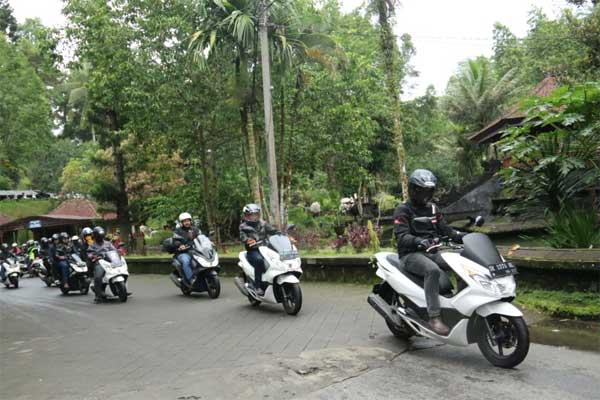  Komunitas Honda PCX Gelar Silahturahmi Akbar di 28 Kota