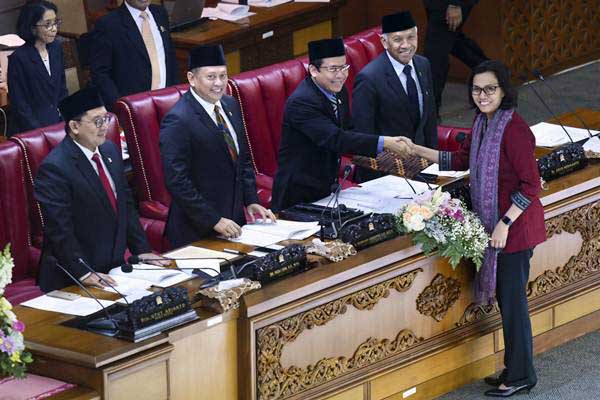  Sri Mulyani Hadiri Rapat Paripurna DPR