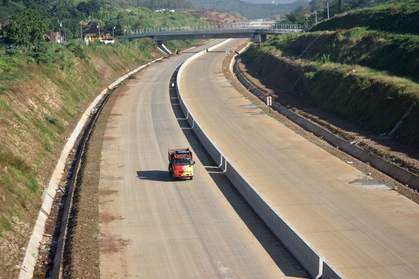  Tol Batang-Semarang Sepanjang 75 Km Fungsional H-10