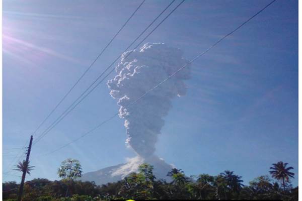  Gunung Merapi Meletus Pagi Ini