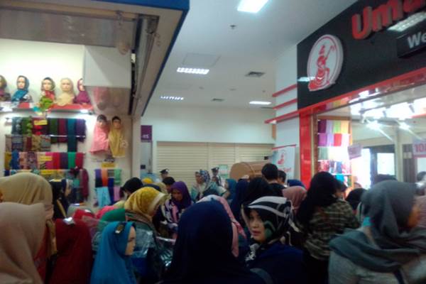  BELANJA SAAT RAMADAN: Pengunjung Mulai Serbu Mal di Bandung 