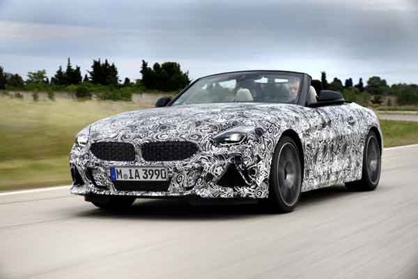  BMW Z4 Baru: Lampu Hijau untuk Kesenangan Berkendara Roadster Sejati