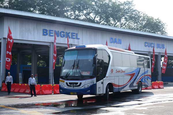  Dishub Surakarta Menggencarkan Ramp Check Bus Mudik Lebaran