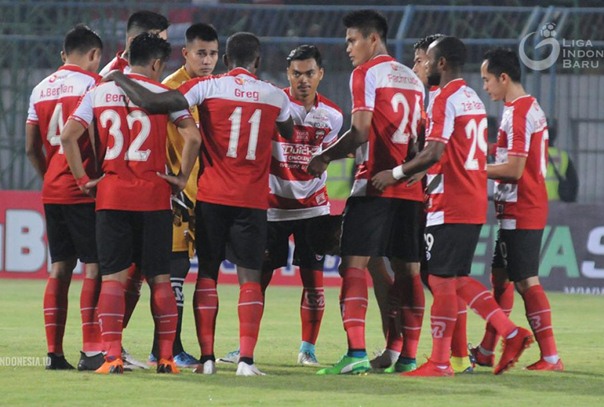  Prediksi Bhayangkara FC Vs Madura United: Laskar Sape Kerrab Bawa 29 Pemain