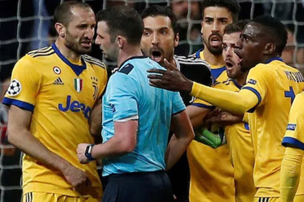  Gianluigi Buffon Diskors 3 Pertandingan Eropa