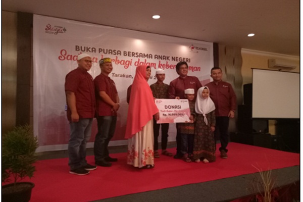  RAMADAN 2018: Telkomsel Bagi-bagi Takjil Kurma 23 Ton