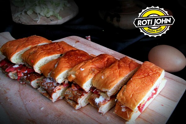  Kesuksesan Ekspansi Bisnis Baba Rafi di Roti John Surabaya