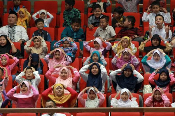 Bank Mandiri Region X Salurkan Bingkisan Ramadan
