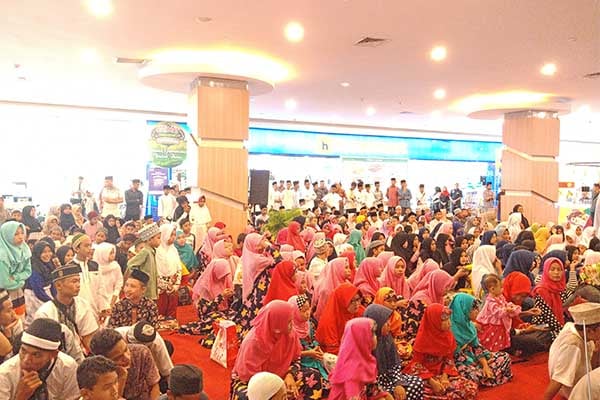  Lippo Group Beri Santunan 1.000 Anak Yatim di Sulut