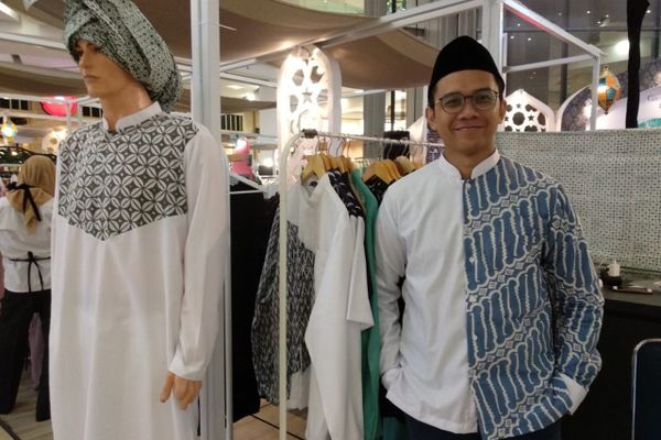  Tips Merawat dan Memilih Batik dari Fahmi Hendrawan