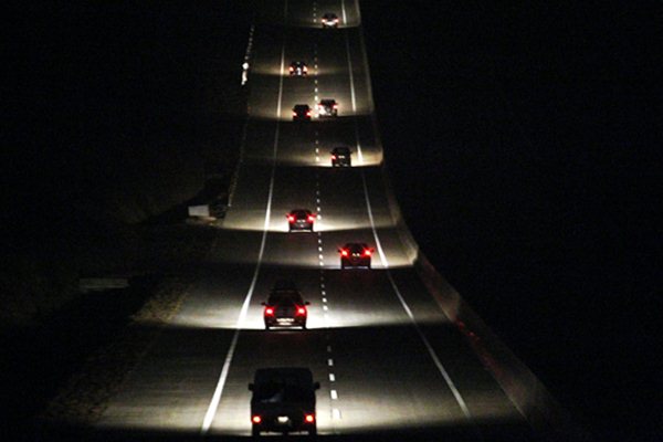  Begini Suasana Jalan Tol Bocimi di Waktu Malam