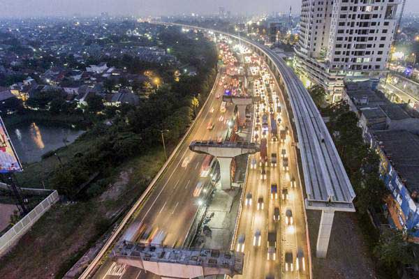  KERETA RINGAN : 10 Stasiun LRT Palembang Dikebut