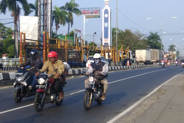  JELAJAH JAWA BALI 2018: H-6 Lebaran, Arus Lalin Pantura Tegal Masih Lengang