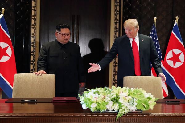  Indonesia Sambut Baik Pertemuan Trump - Kim Jong-un